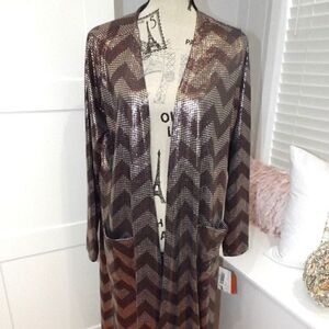 Elegant Lularoe Large Sarah Black Silver Rose Gold